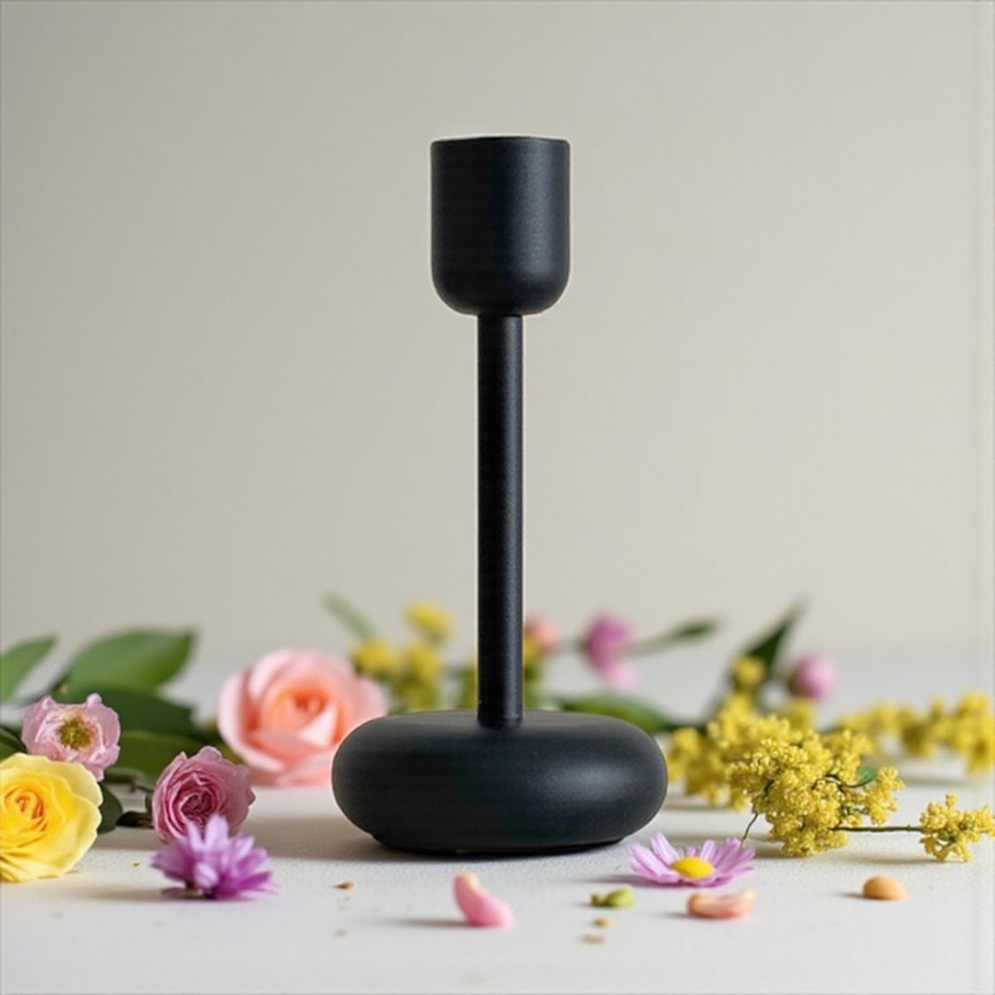 iittala nappula kynttilänjalka ,musta